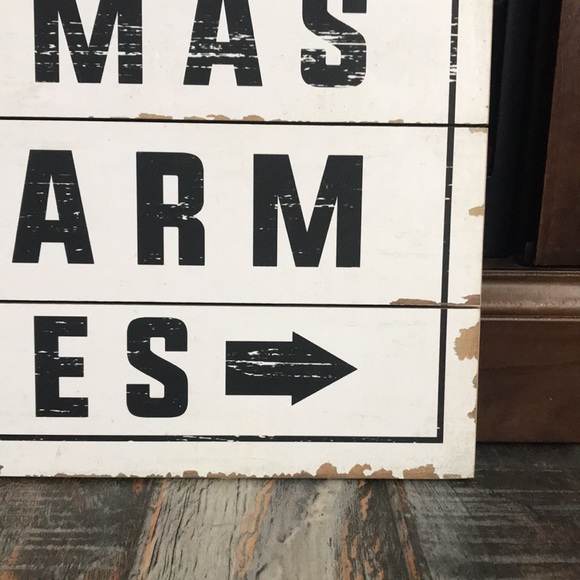 Sweet Water Decor Farm Fresh Christmas Tree Farm sign - Picture 4 of 8